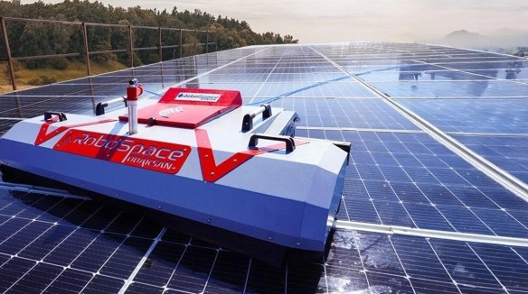 GES’lerde Toz Birikiminin Enerji Kaybı: Robotlarla %15+ Daha Fazla Üretim Mümkün mü?