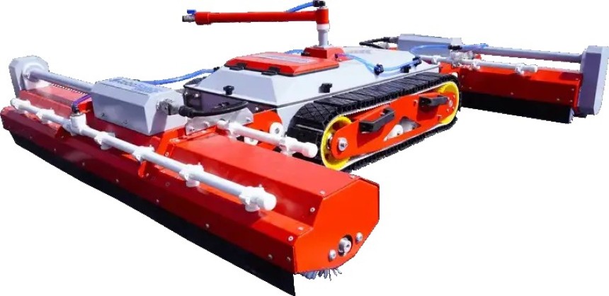 RoboSpace PRO 120 Panel Washing Robot