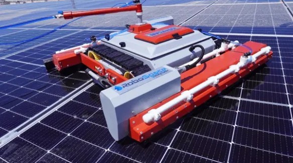 Solar Panel Cleaning Increases Energy Efficiency
